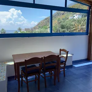 https://il-vulcano-a-piedi.sicilyhotelsitaly.net